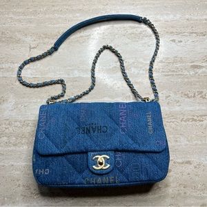 Chanel 22P printed denim flap bag medium (2022)